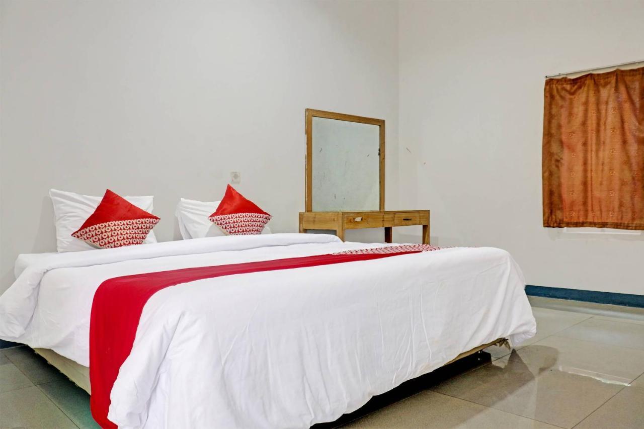 Oyo 90483 Homestay Permata Syariah Bangko Exterior photo